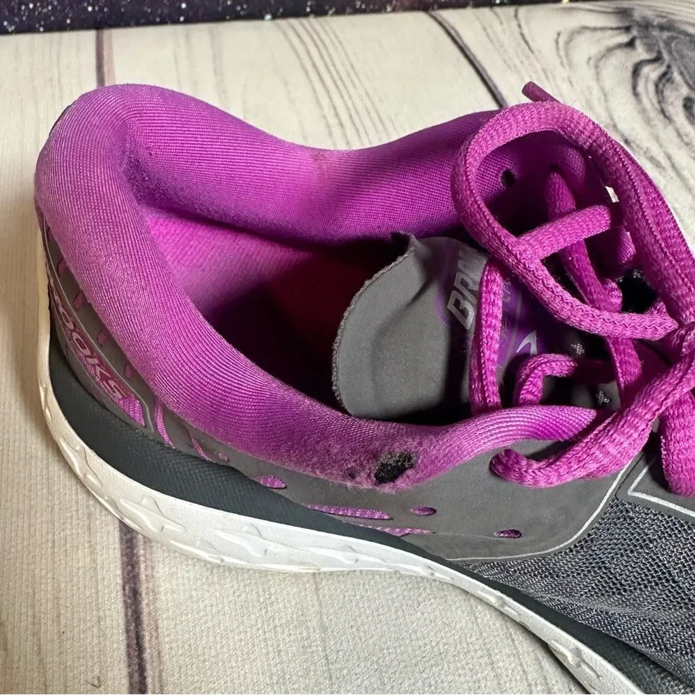 Brooks Running Shoes Pure Flow 6 Purple Gray Athletic Sneakers Women Sz‎ 9